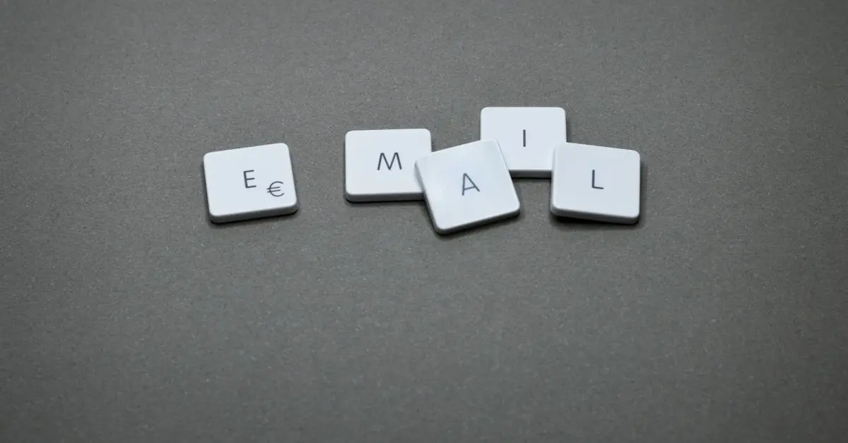 Email Marketing for Bloggers: Comprehensive Buying Guide